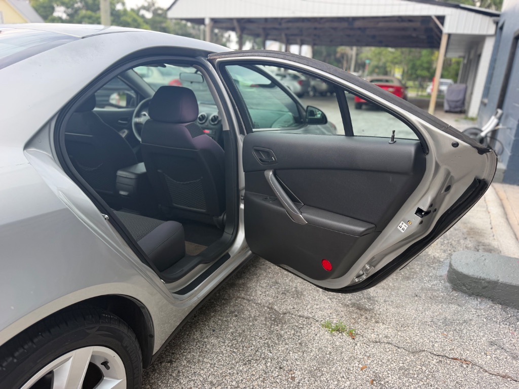 2007 Pontiac G6 Base - Photo 13